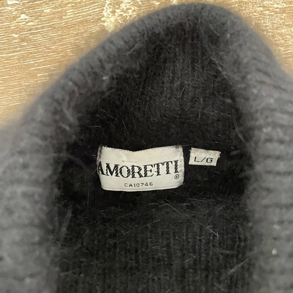 Vintage Agora Sweater - Picture 5 of 5